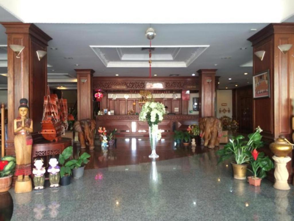 Angkham Hotel Vientiane Exterior foto